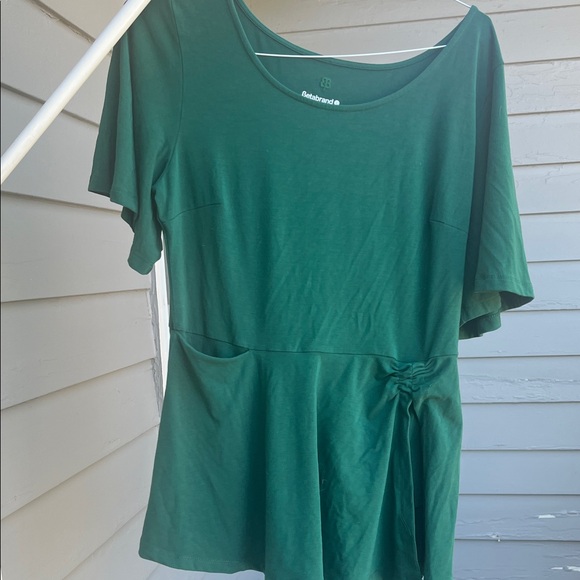 Betabrand Emerald Green Short Sleeve Tee - Picture 1 of 4
